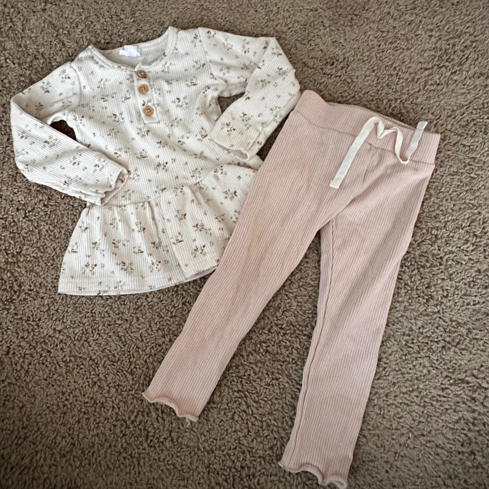 Jamie Kay outfit